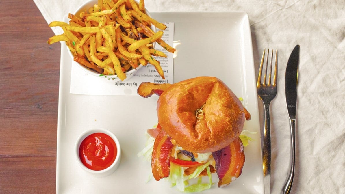 Craft house smash burger.