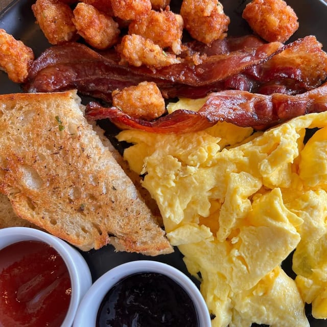 All American Breakfast.